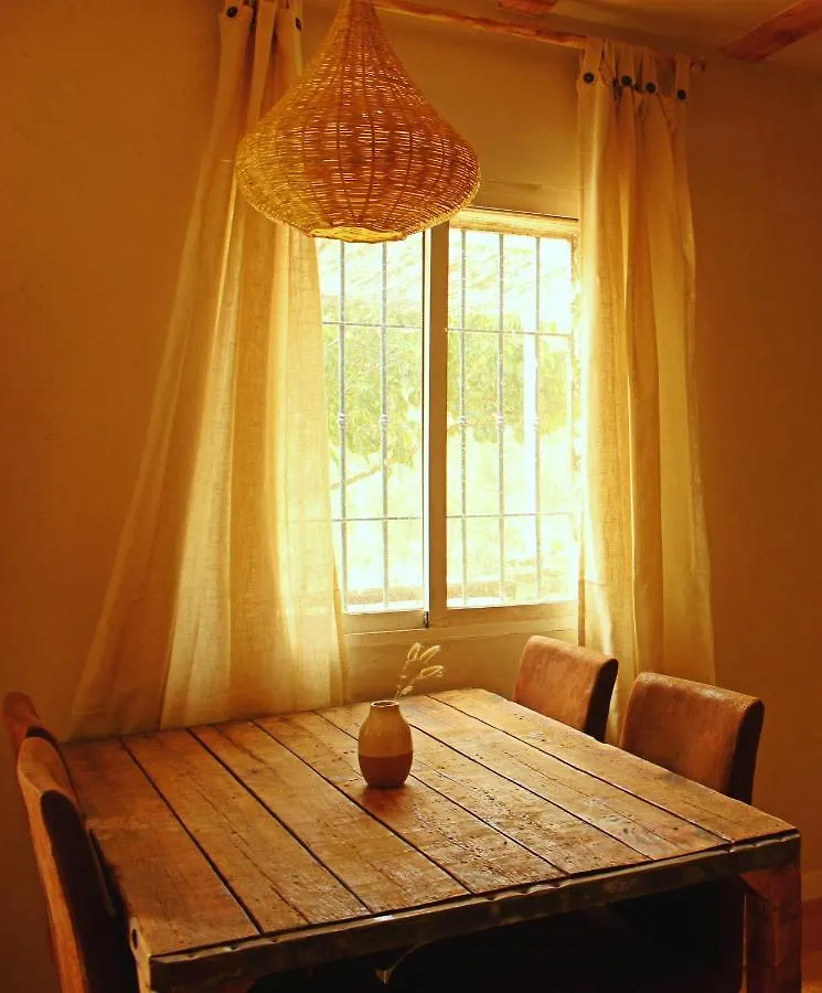 Esencia Lodge - Luxurious Off-Grid Cabin Retreat Almunecar